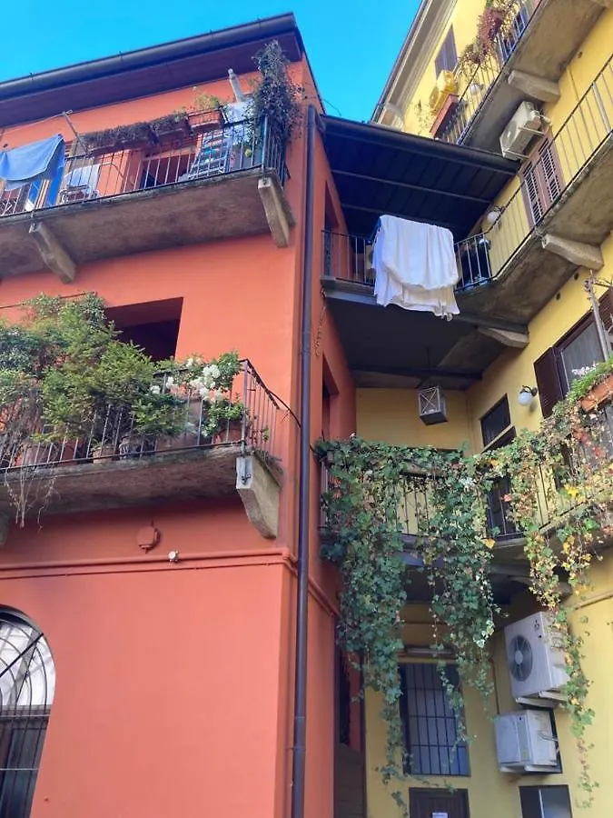 Monolocale Milano Centro Apartment 0*, Milan